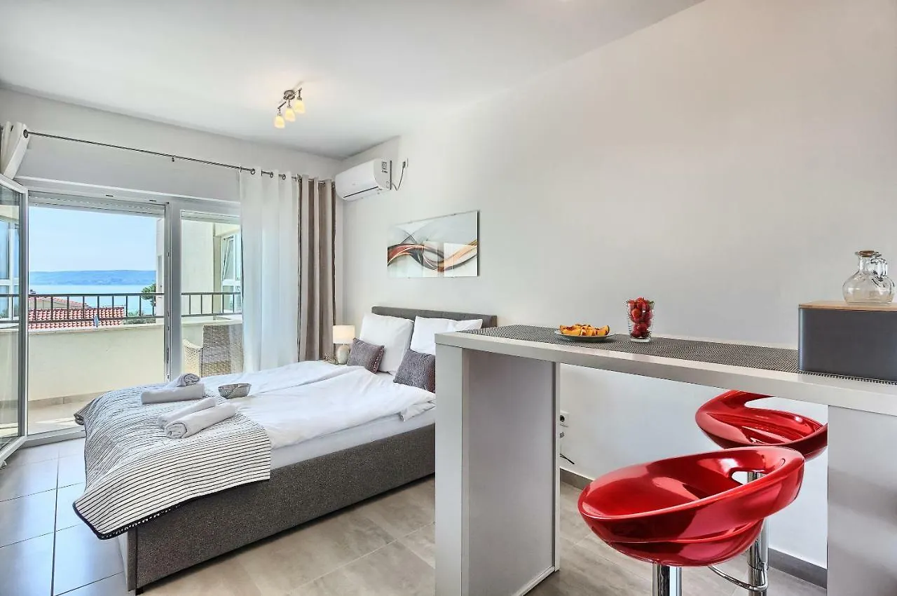 Modern Apartments With Sea View 150 Meters To Beach Kaštela Chorvatsko