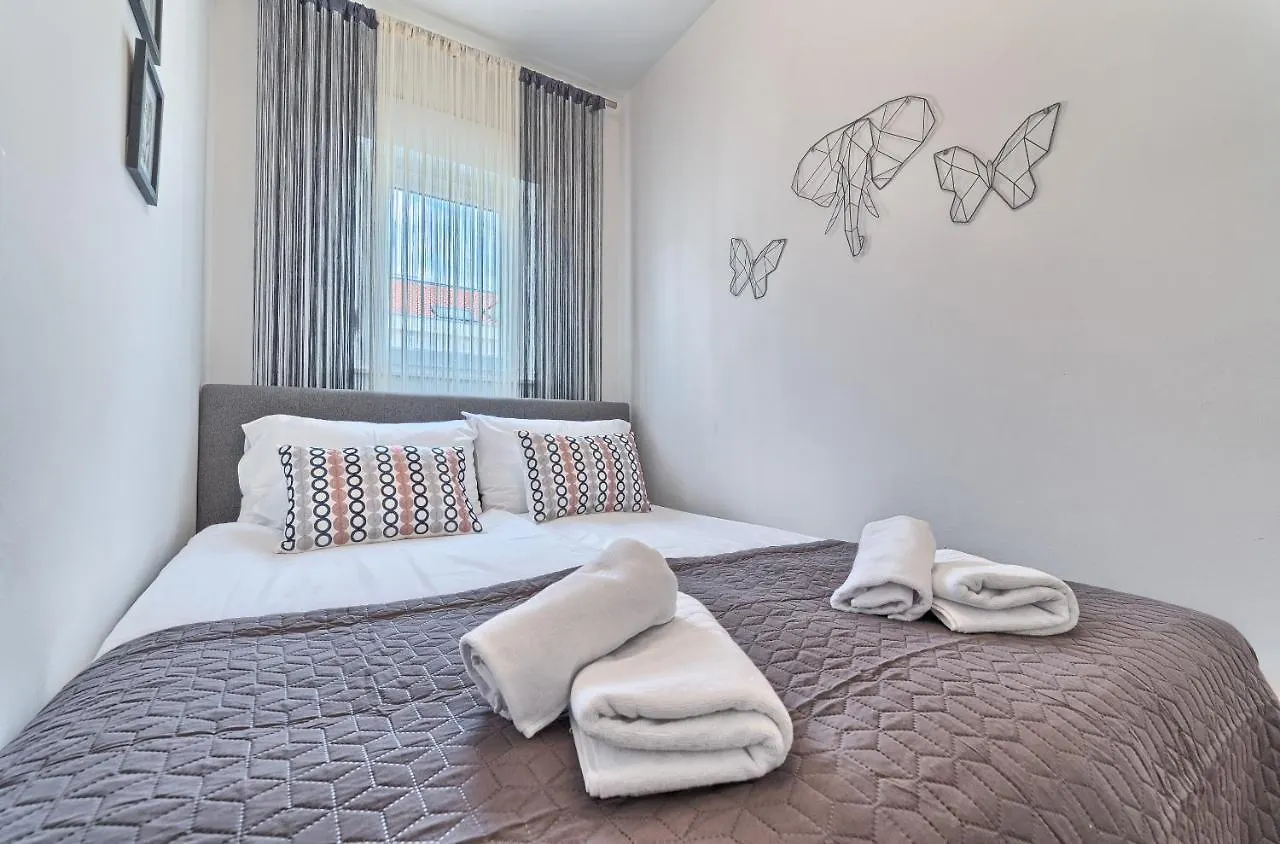 Modern Apartments With Sea View 150 Meters To Beach Kaštela